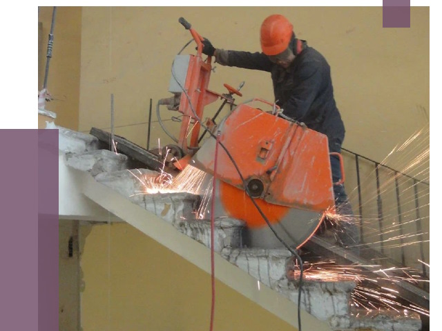 Демонтаж бетонных лестниц в Новокузнецке от 4623 руб. за м2 | ПРОЛЁТ-Нвк