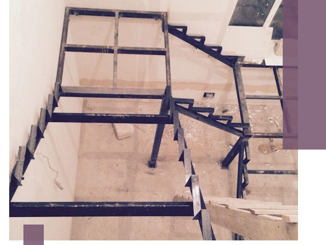 Монтаж лестниц на металлокаркасе в Новокузнецке быстро и качественно