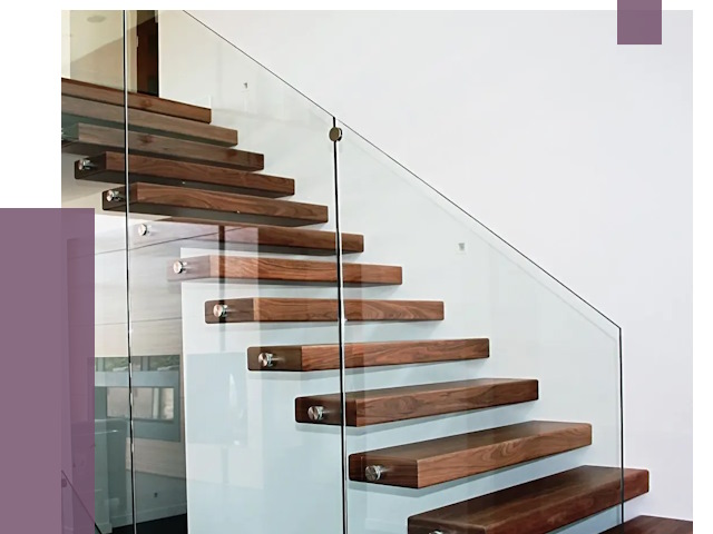 Стеклянные перила для лестницы в Новокузнецке от 14897 руб.