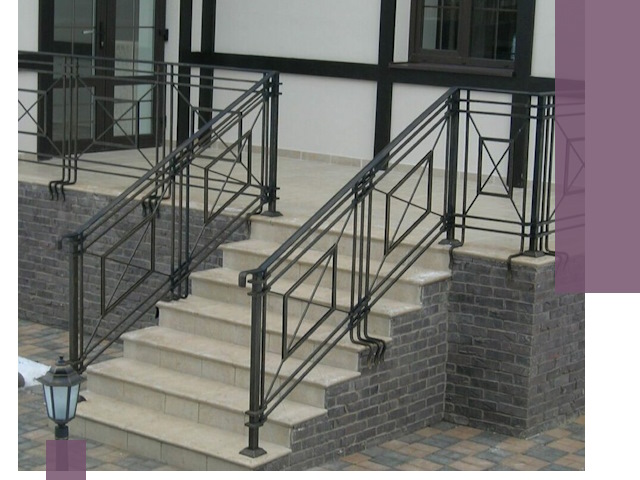 Перила для крыльца в Новокузнецке — монтаж, изготовление и установка