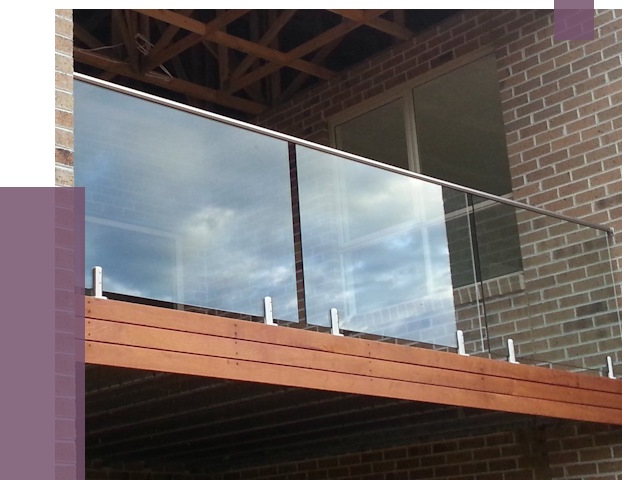 Стеклянные парапеты на крыше и террасе в Новокузнецке от 11558 руб. | ПРОЛЁТ-Нвк