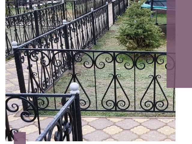 Кованые газонные ограждения под ключ в Новокузнецке