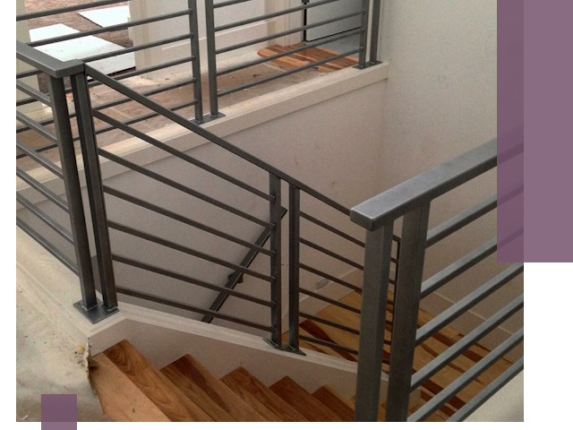 Изготовление поручней из металла и дерева в Новокузнецке