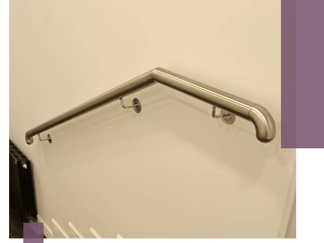 Изготовление пристенных поручней в Новокузнецке под ключ за сроки